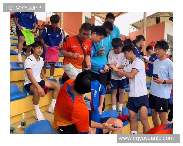 孩子兴奋追逐足球明星请求签名的感人瞬间