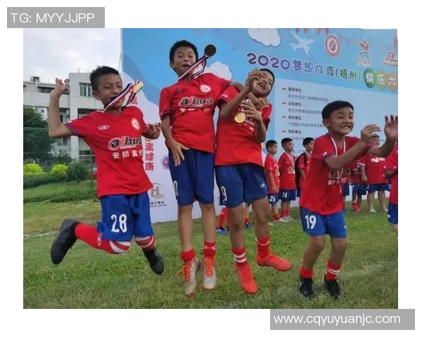 足球明星儿童训练服助力小球员梦想成真提升技能与自信心的最佳选择